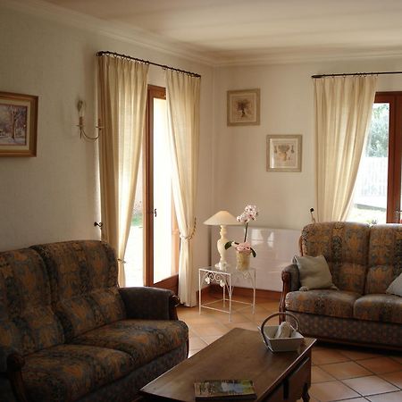 B&B L'Oustalet De Sylvie Villeneuve-lès-Avignon Екстериор снимка