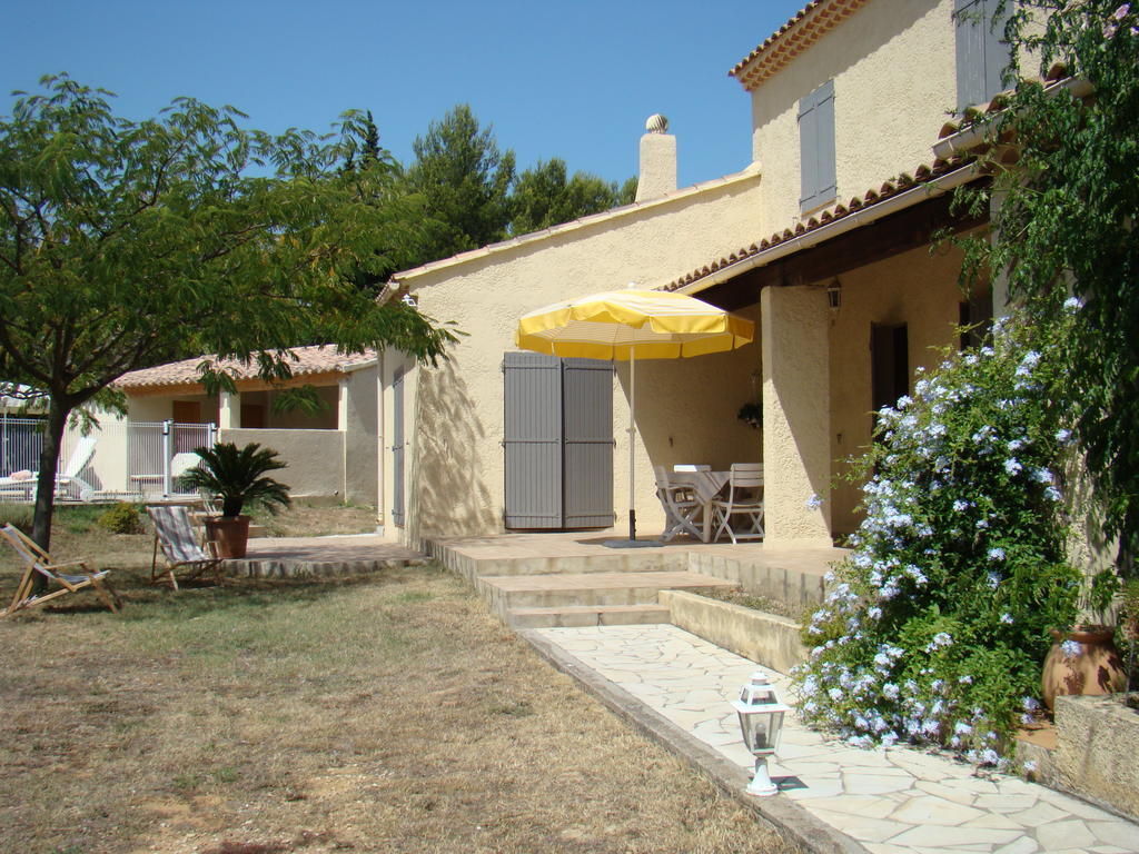 B&B L'Oustalet De Sylvie Villeneuve-lès-Avignon Екстериор снимка