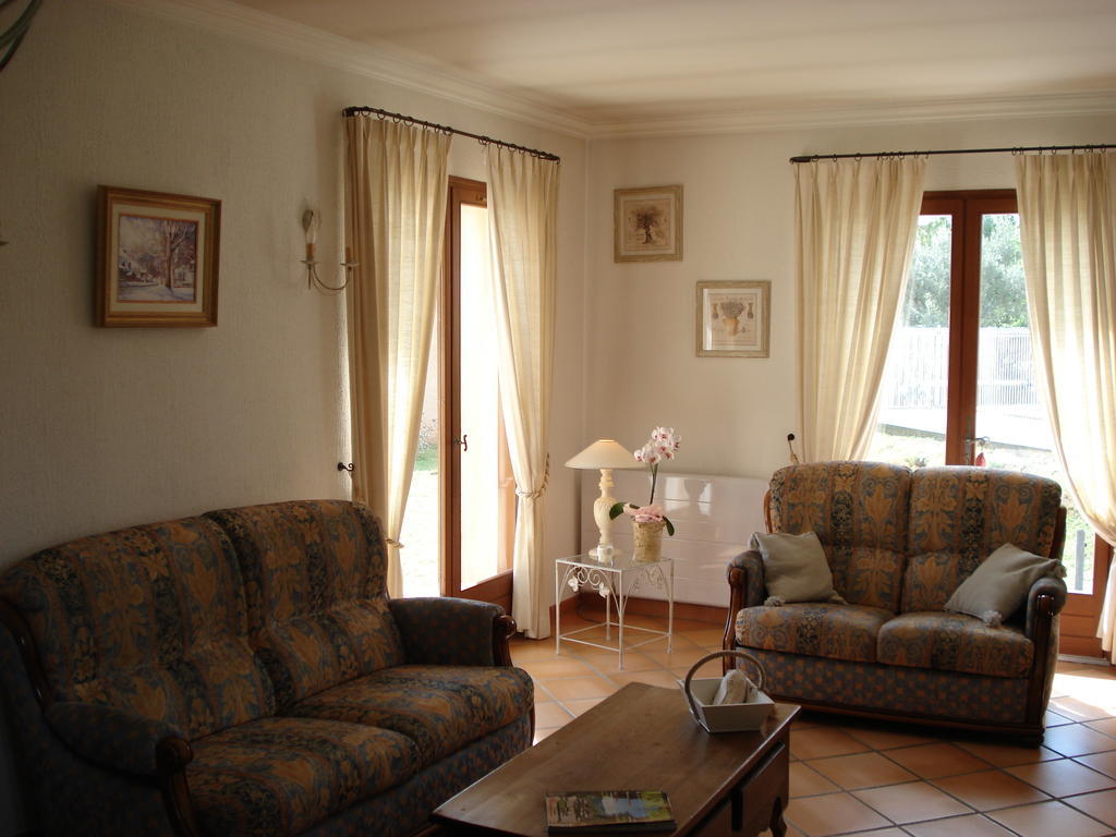 B&B L'Oustalet De Sylvie Villeneuve-lès-Avignon Екстериор снимка